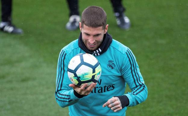 Sergio Ramos, entrenando en Valdebebas. 