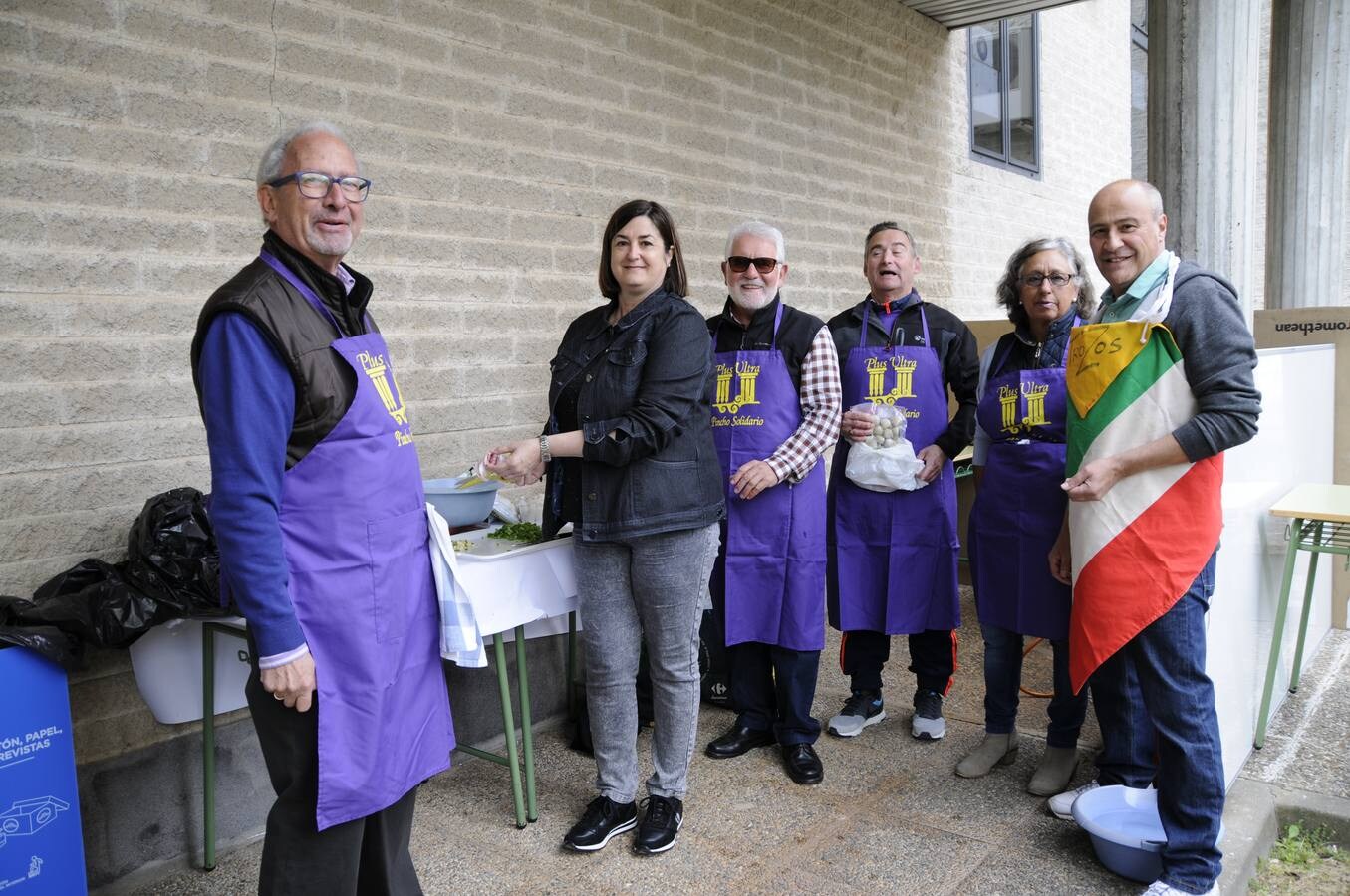 Los alumnos del Centro de Educación de Adultos Plus Ultra participaron en la X Semana Cultural.