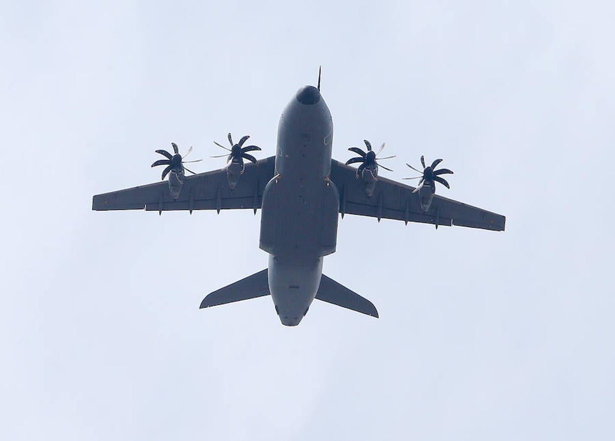 Otra pasada por encima de Logroño. Más bien unas cuantas con aviones de todos los tipos que siguen tomándole la medida a la ciudad. Normal que pasen tantas veces, porque a esa velocidad la capital riojana se desvanece en un pestañeo.