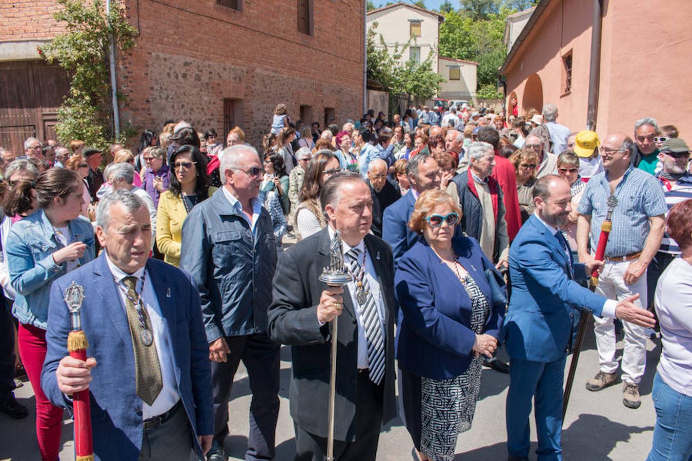 Gallinero de Rioja apunta a verano con su romería, la primera que se realiza tras las fiestas patronales de Santo Domingo. Después seguirán otras dos, ambas con destino a la ermita de Las Abejas.