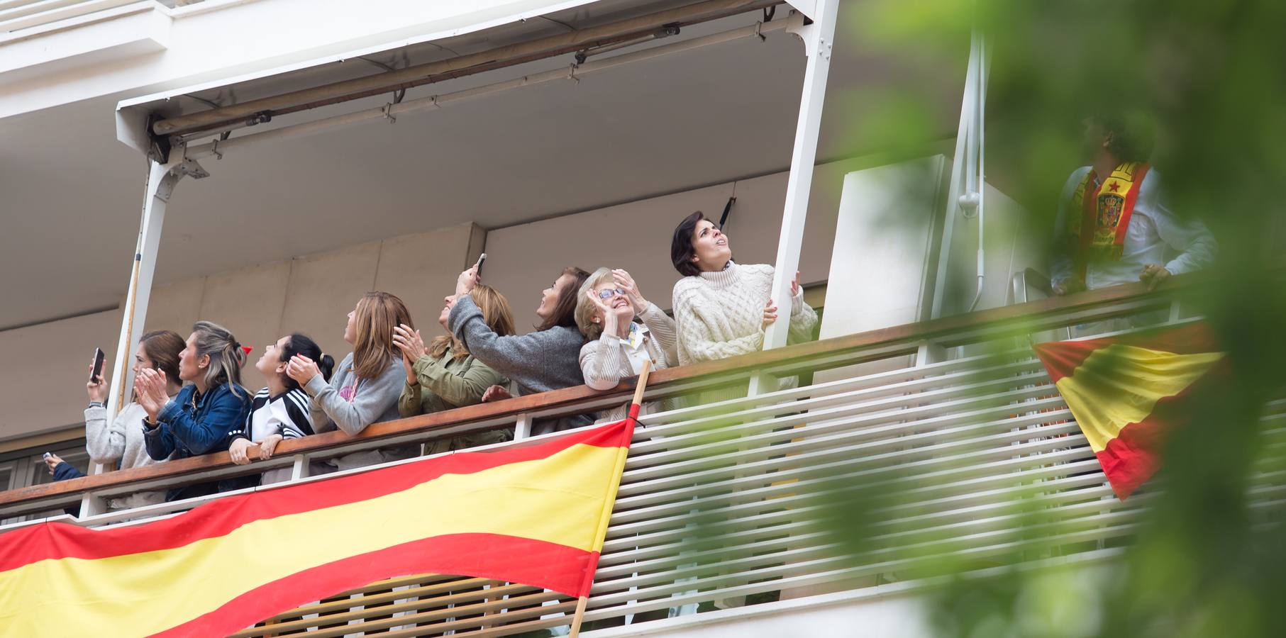 Los logroñeses se agolpan en las calles