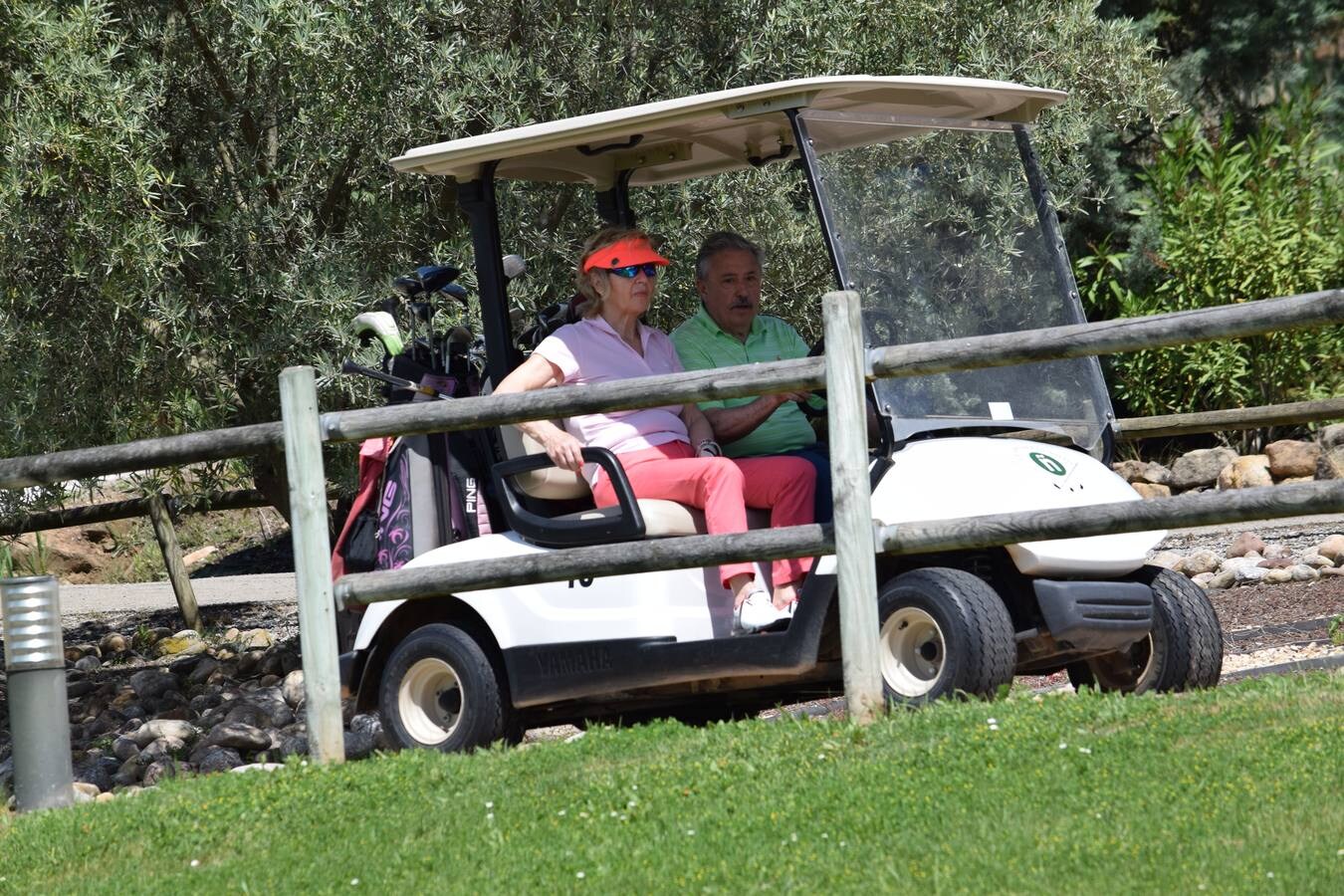 Los participantes disfrutaron de un gran torneo de golf en El Campo de Logroño.