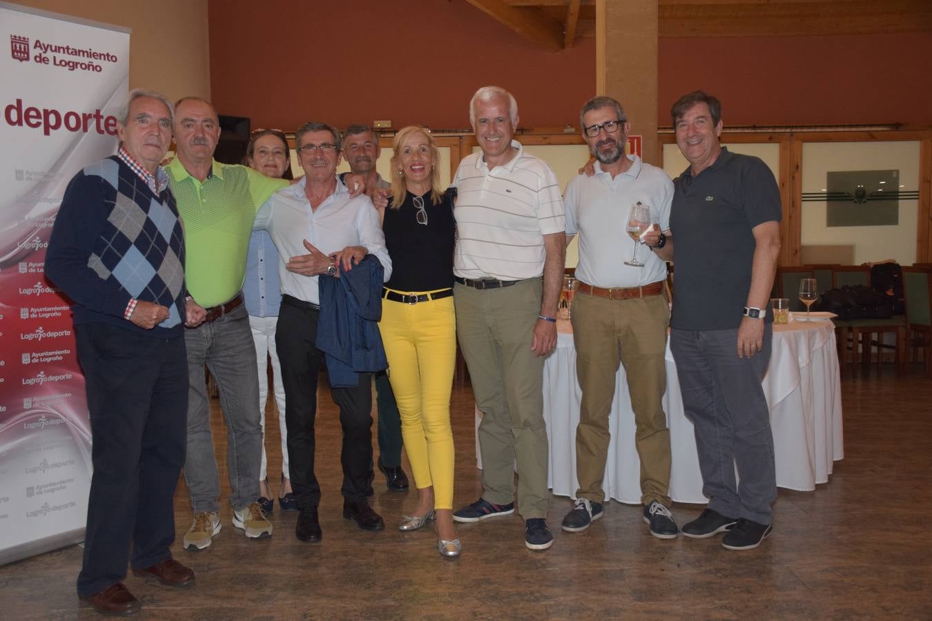 Los jugadores disfrutaron de una cata de vinos de Bodegas Monte Real, del Grupo La Navarra.