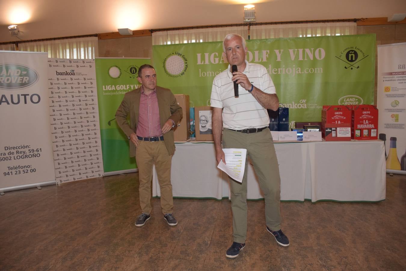 Los jugadores disfrutaron de una cata de vinos de Bodegas Monte Real, del Grupo La Navarra.