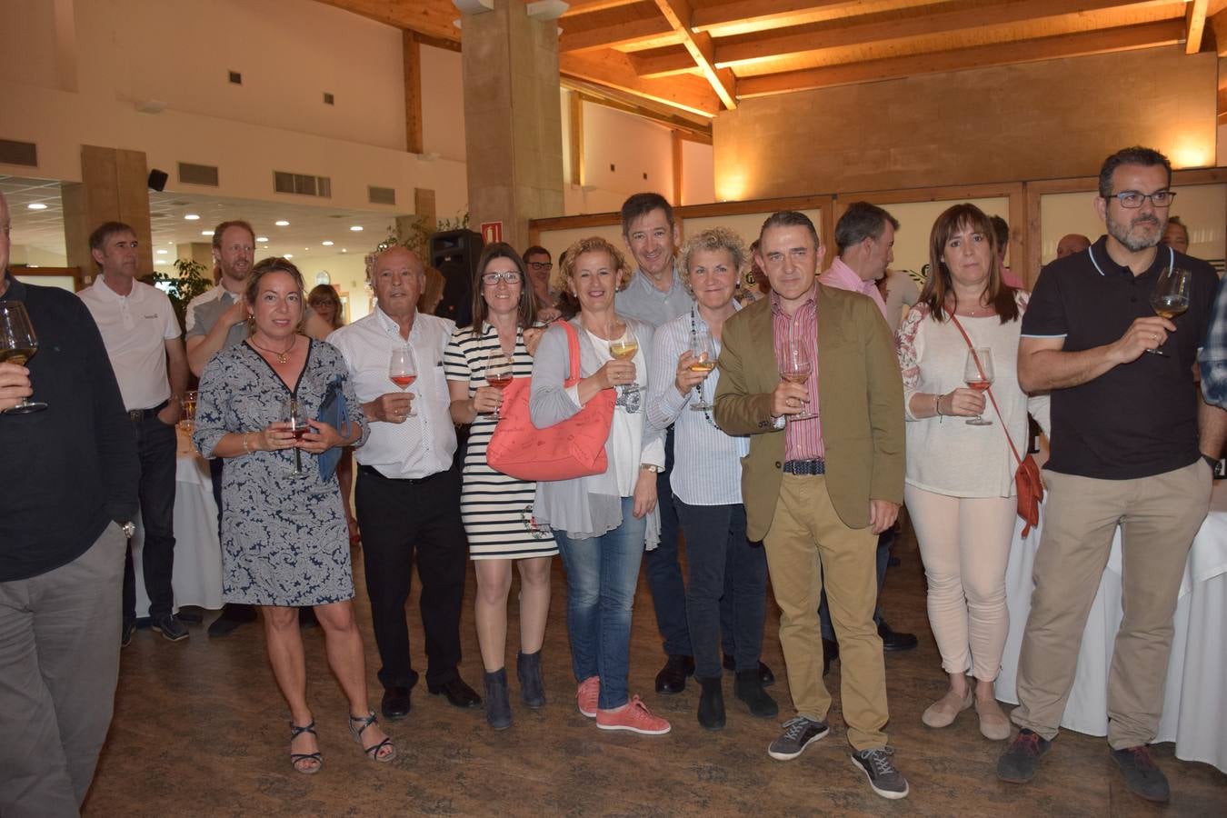 Los jugadores disfrutaron de una cata de vinos de Bodegas Monte Real, del Grupo La Navarra.