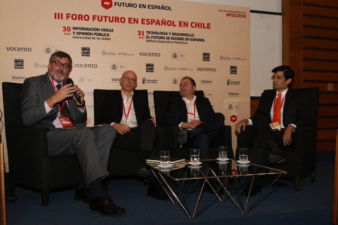 Intensa jornada de reflexión y debate en Chile en torno a las III Jornadas sobre Futuro en Español que se desarrollan en el Auditorio de la Biblioteca de la Universidad de los Andes.