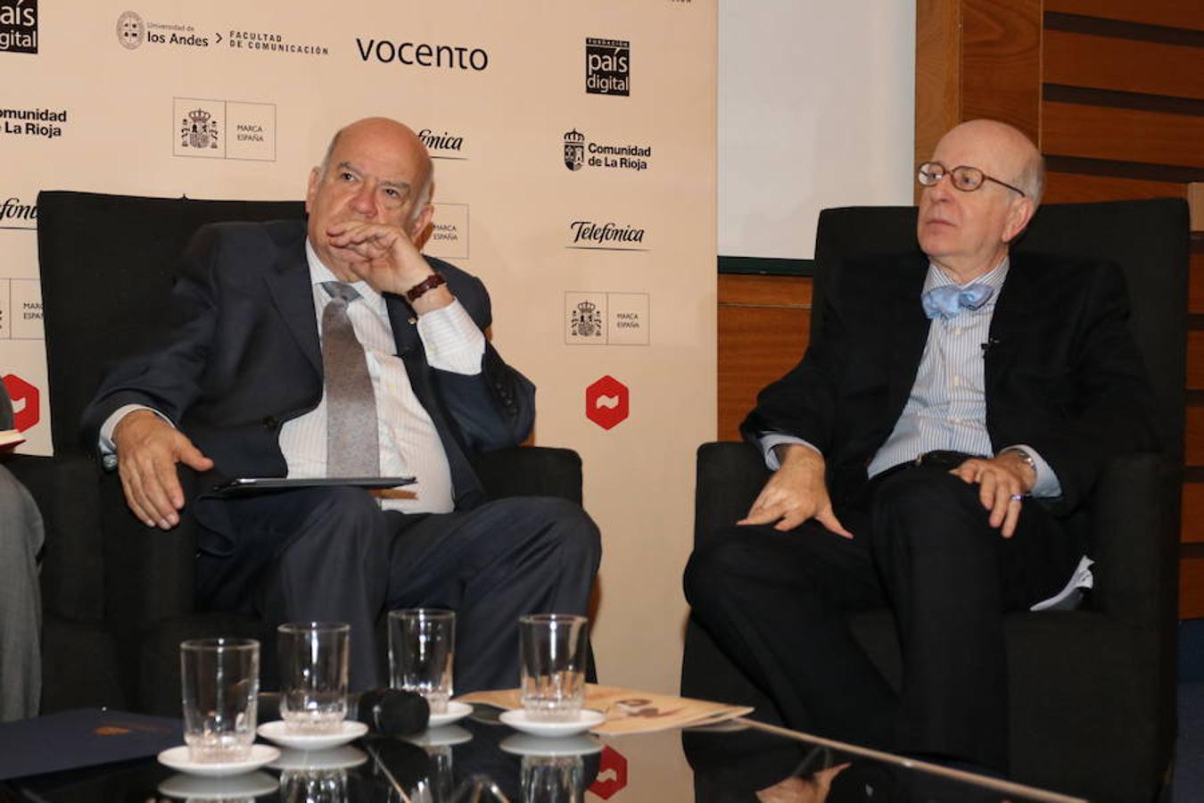 Intensa jornada de reflexión y debate en Chile en torno a las III Jornadas sobre Futuro en Español que se desarrollan en el Auditorio de la Biblioteca de la Universidad de los Andes.