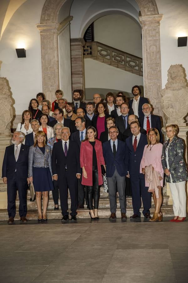 La Reina Letizia inauguró ayer en San Millán el seminario sobre el lenguaje en la era de la posverdad.