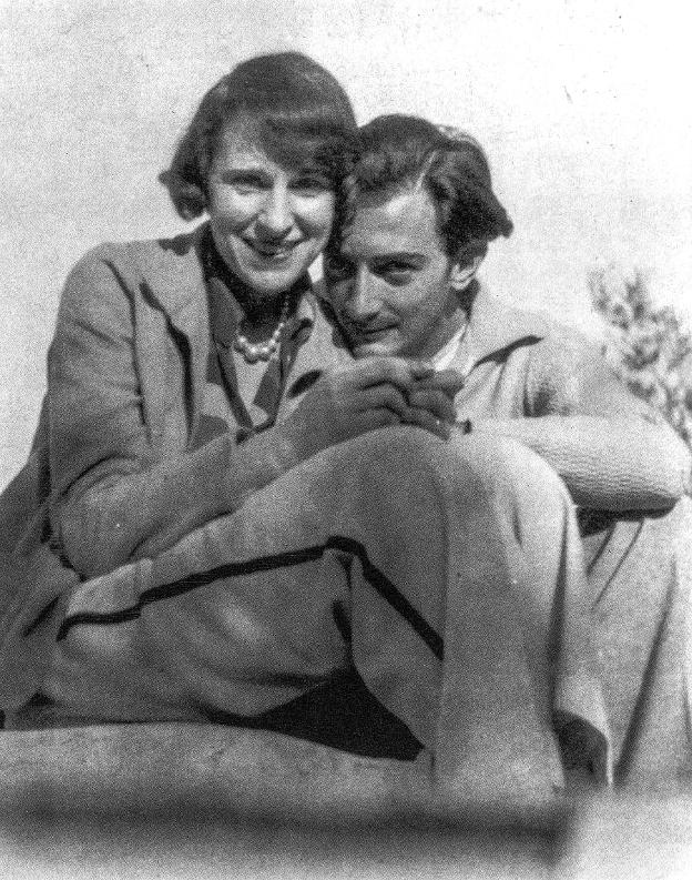 Gala y Dalí se conocieron en 1929 en la Costa Brava, adonde ella viajó desde París con Max Ernst. :: R. C.