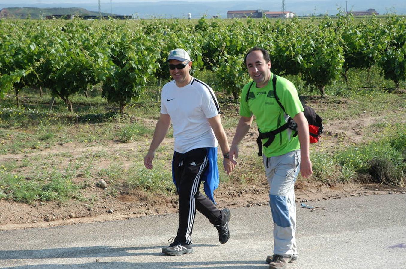 Marcha solidaria y carrera Runners & Wine del sábado por la mañana en Aldeanueva de Ebro.