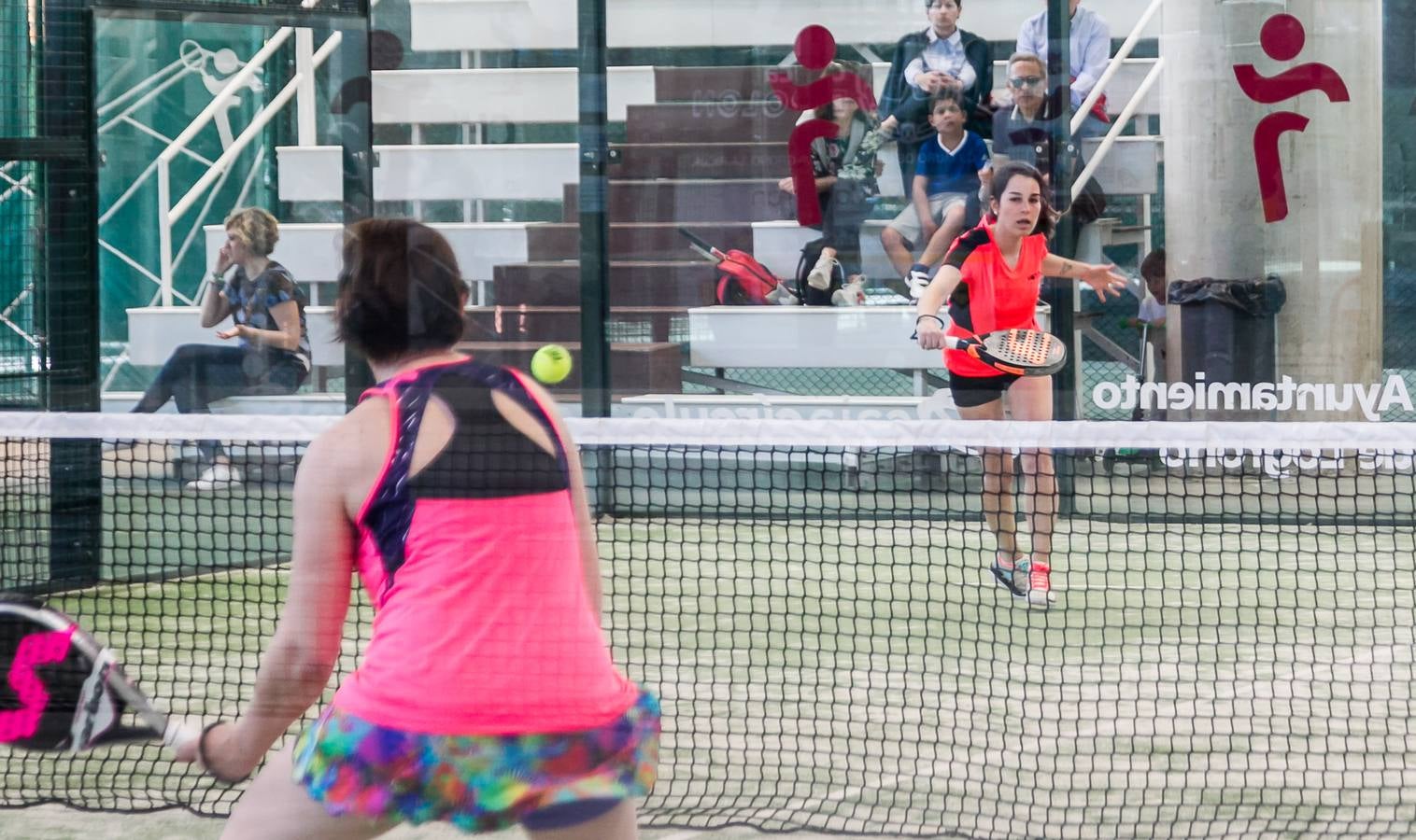 Ismobel Selen Norton y Notton se adjudican los títulos principales del XIV Torneo Interempresas de La Rioja de pádel