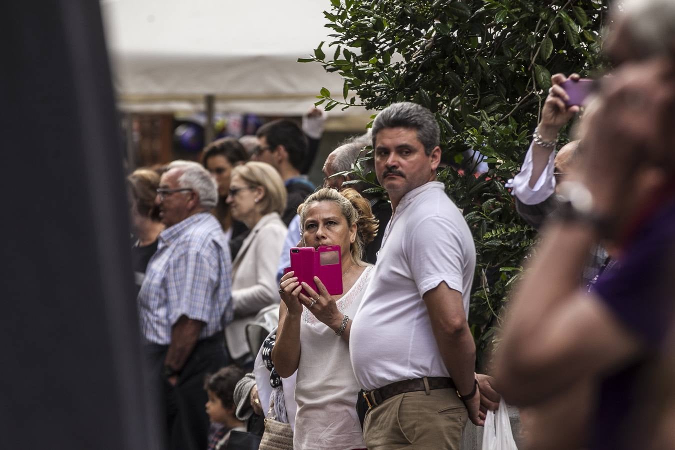 Fotos: Gamarra dedica los &#039;banderazos&#039; de San Bernabé a la Agrupación Municipal de Protección Civil y las sociedades gastronómicas logroñesas