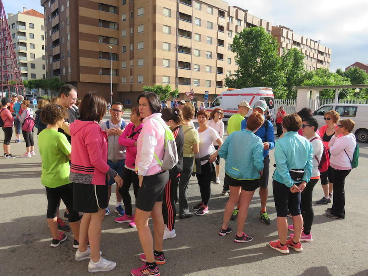 XIII Marcha Solidaria entre las localidades de Arnedo y Arnedillo a beneficio de la Asociación Española Contra el Cáncer.