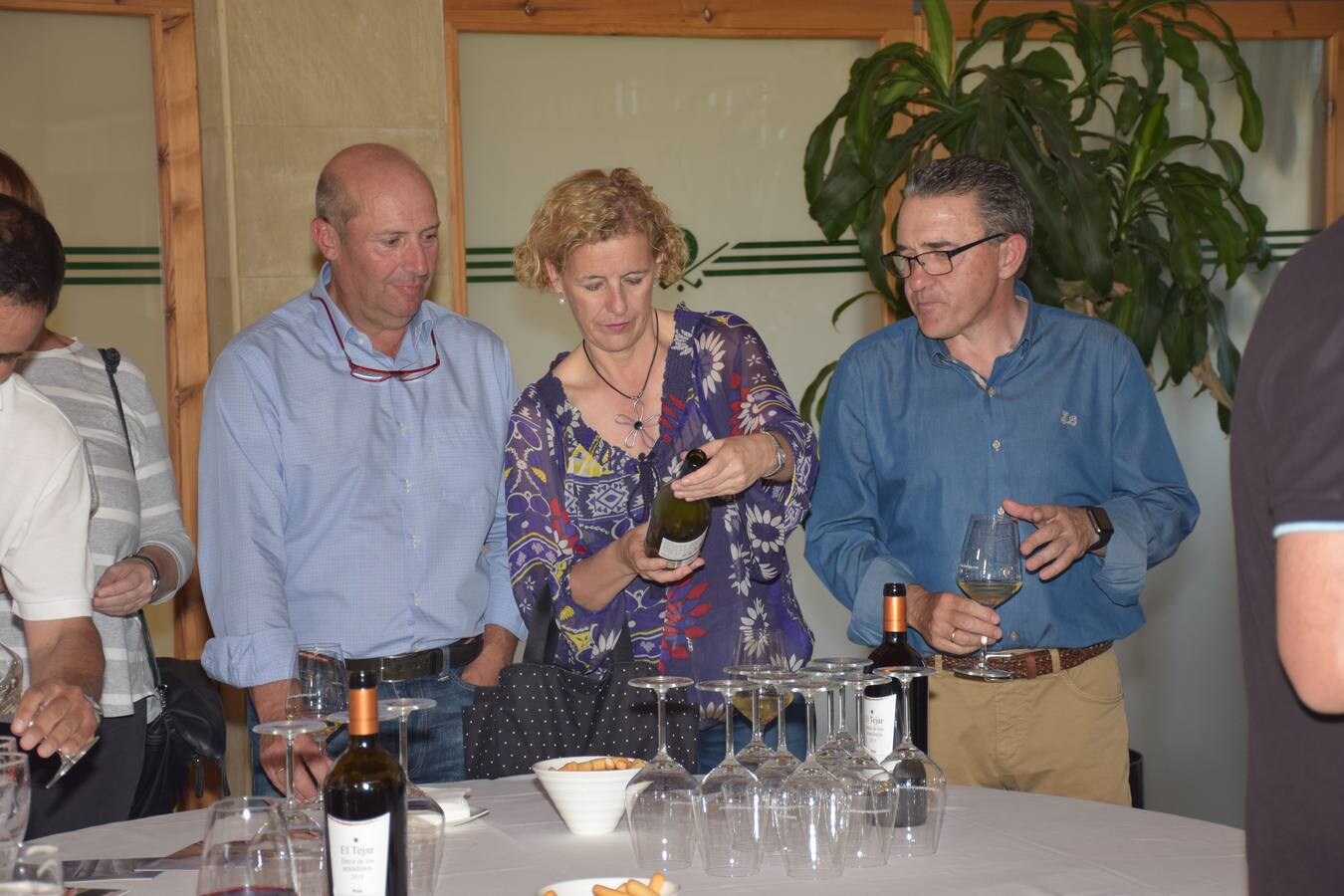 Los asistentes disfrutaron de la cata de los vinos de la Bodega Finca de los Arandinos, tras la jornada de juego.