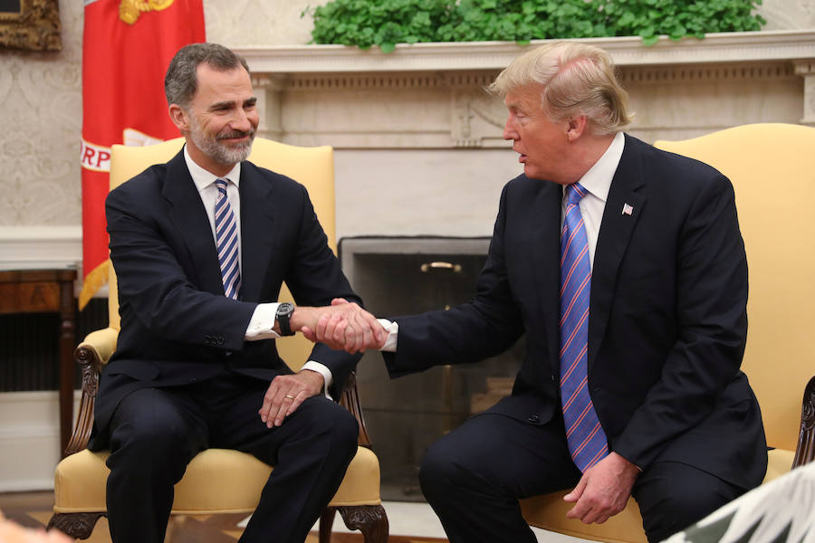 El presidente de Estados Unidos, Donald Trump, dijo hoy que le «gustaría» viajar a España durante la recepción en la Casa Blanca al rey Felipe VI y la reina Letizia, a la vez que alabó la «excelente» relación comercial y de defensa bilateral.