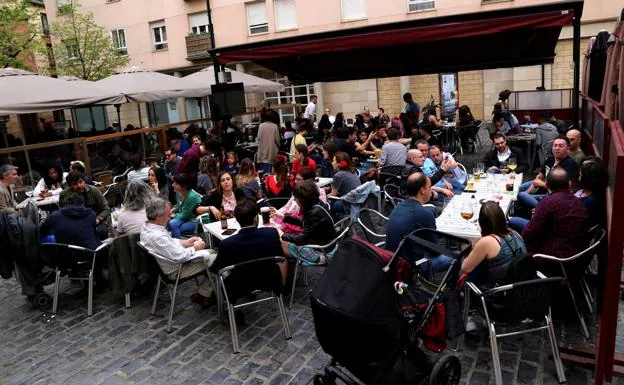 El PSOE logroñés denuncia la publicación en el BOR de la ordenanza de terrazas sin consenso