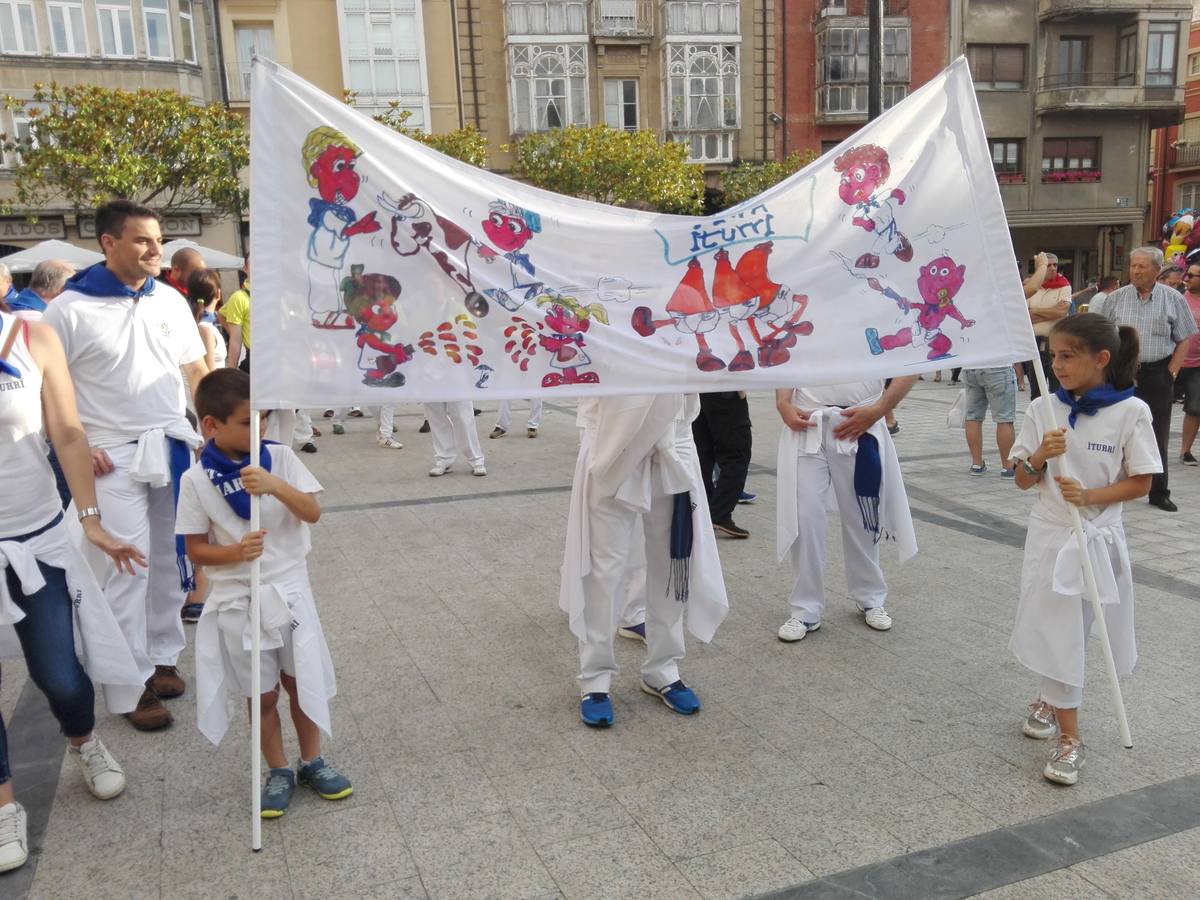 Fotos: Las peñas, protagonistas en las fiestas de Haro