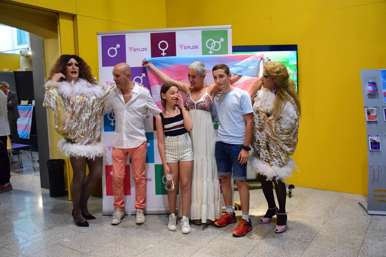 Fotos: La Rioja se suma a la conmemoración del Día Internacional del Orgullo LGTBI+