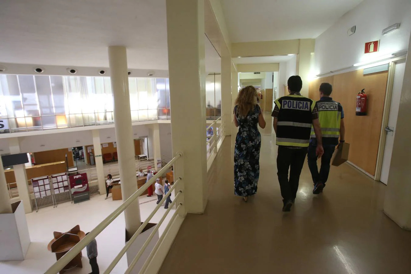 Fotos: La UDEF reclama documentación en el Ayuntamiento de Logroño por el caso Gespol