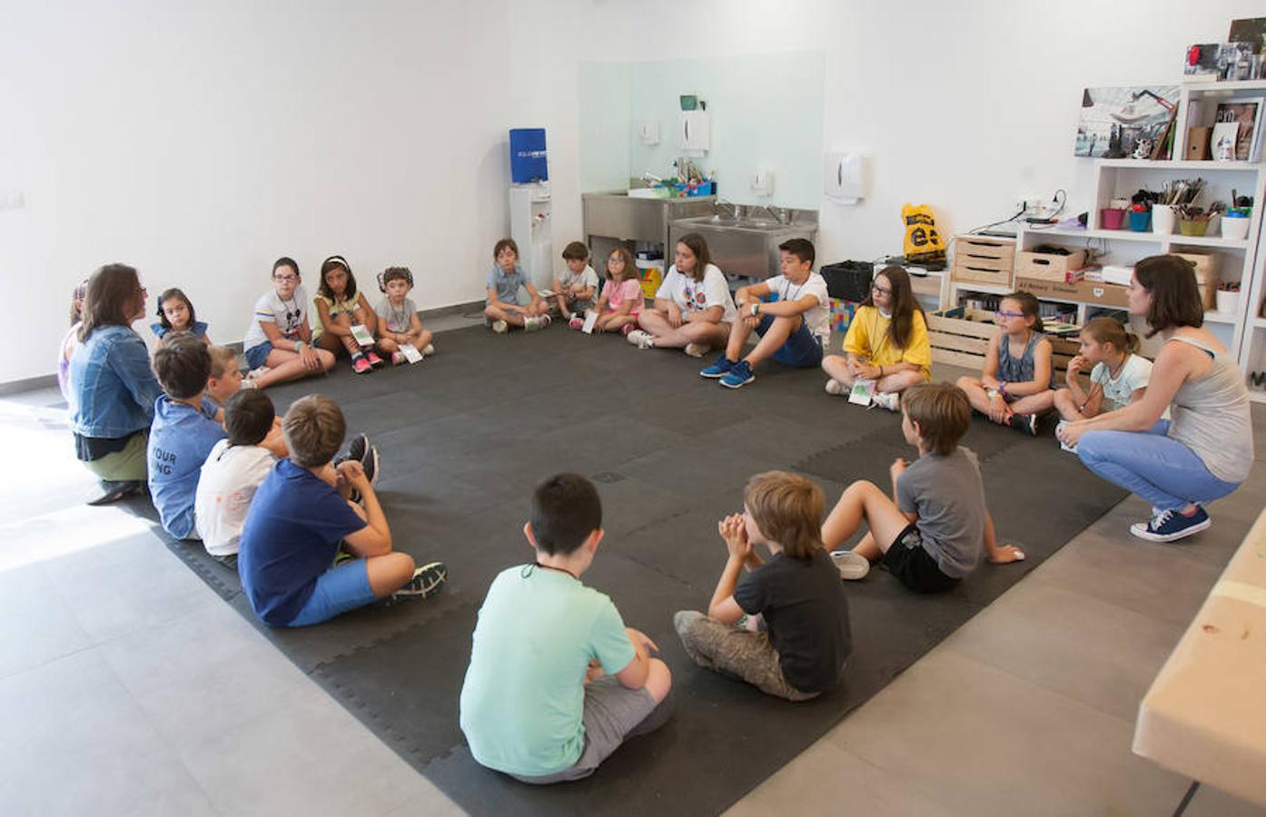 El Museo Würth aprovecha las vaciones de verano para ofertar cursos didácticos y gratuitos para los niños de Infantil, Primaria, Secundaria y Bachillerato. 