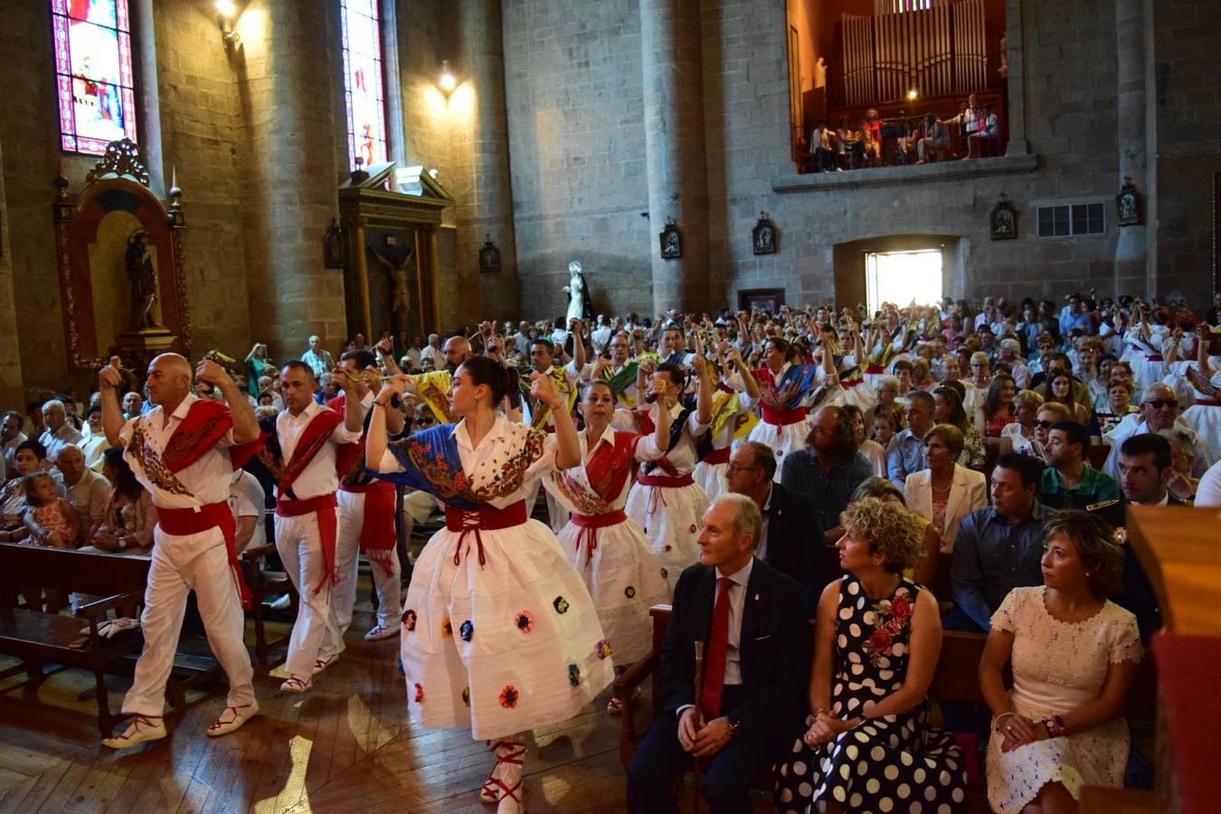 Fotos: Domingo de precesión en las fiestas de Lardero