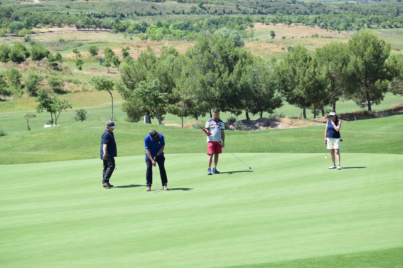 Los jutadores disfrutaron de una gran jornada de golf.