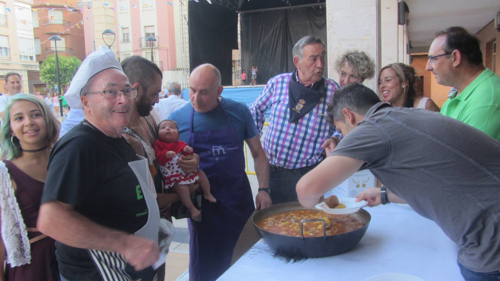 Fotos: Concurso de ranchos, que marca el final de las fiestas de San Pedro y San Marcial de Lardero