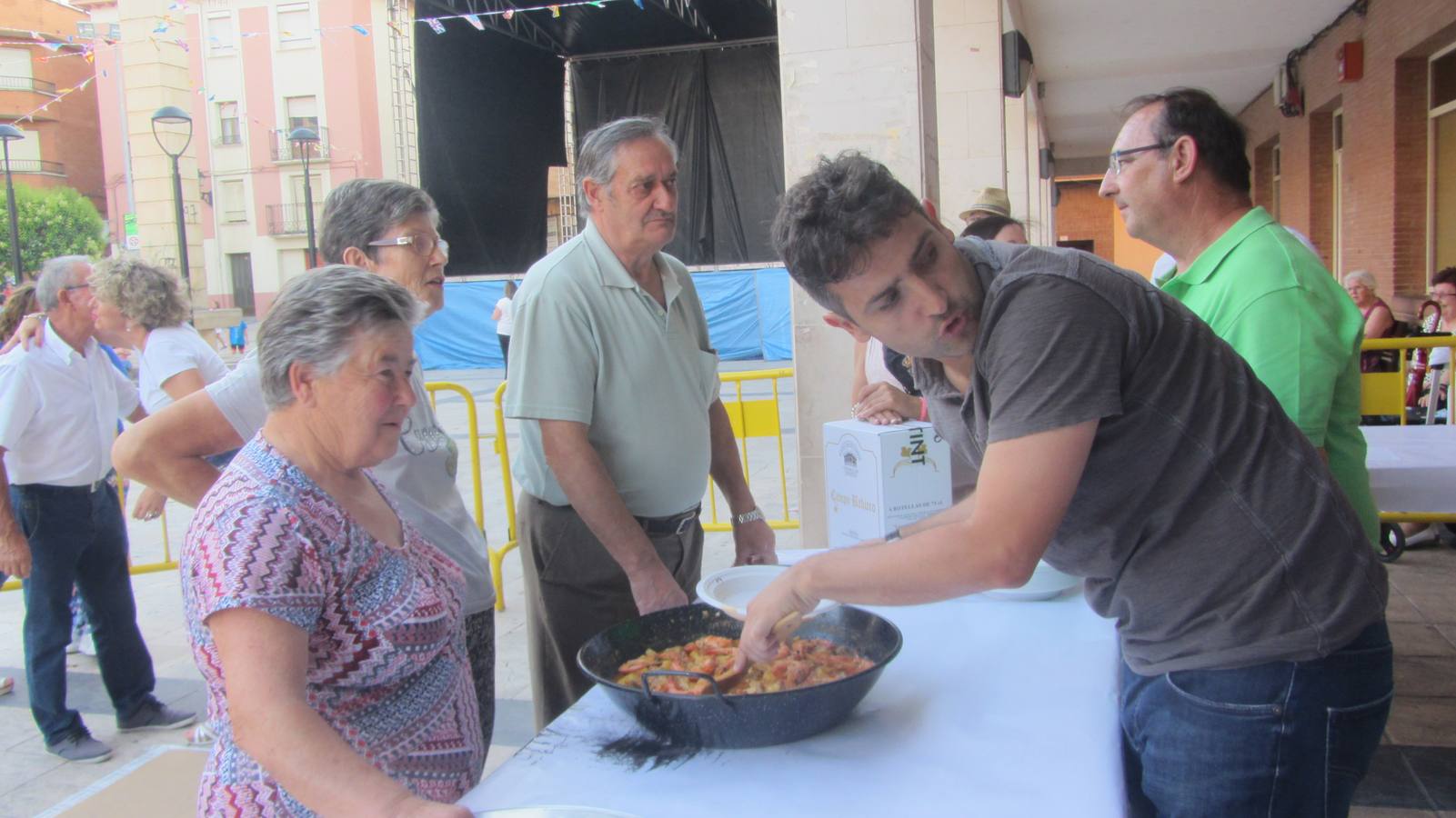 Fotos: Concurso de ranchos, que marca el final de las fiestas de San Pedro y San Marcial de Lardero