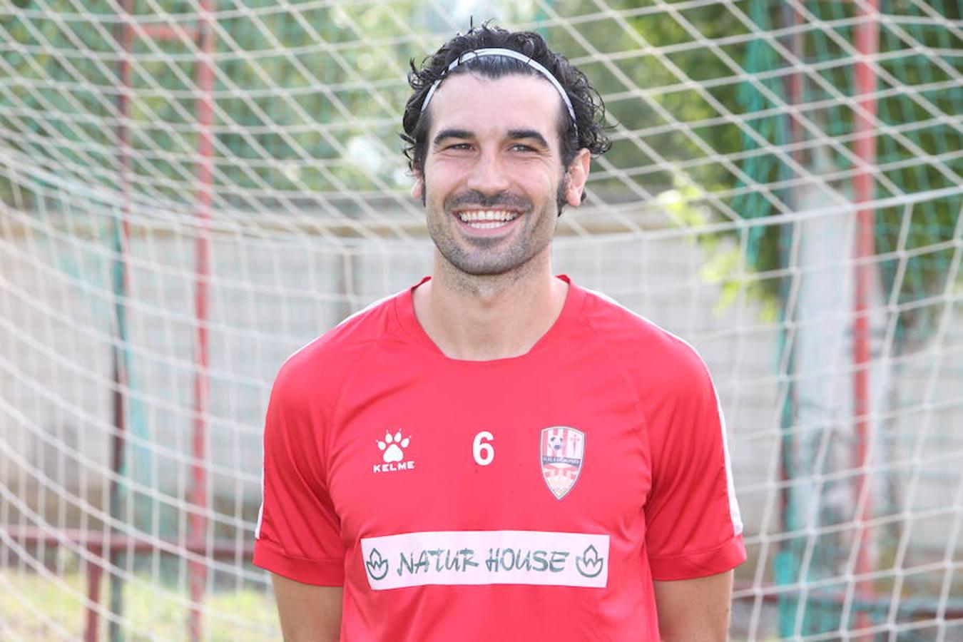 La UDL 2018/2019 se ha puesto en marcha. Con 17 jugadores en las filas del club han realizado las presentaciones a falta de completar una plantilla que, en principio, se ha diseñado para estar compensada y ser polivalente.