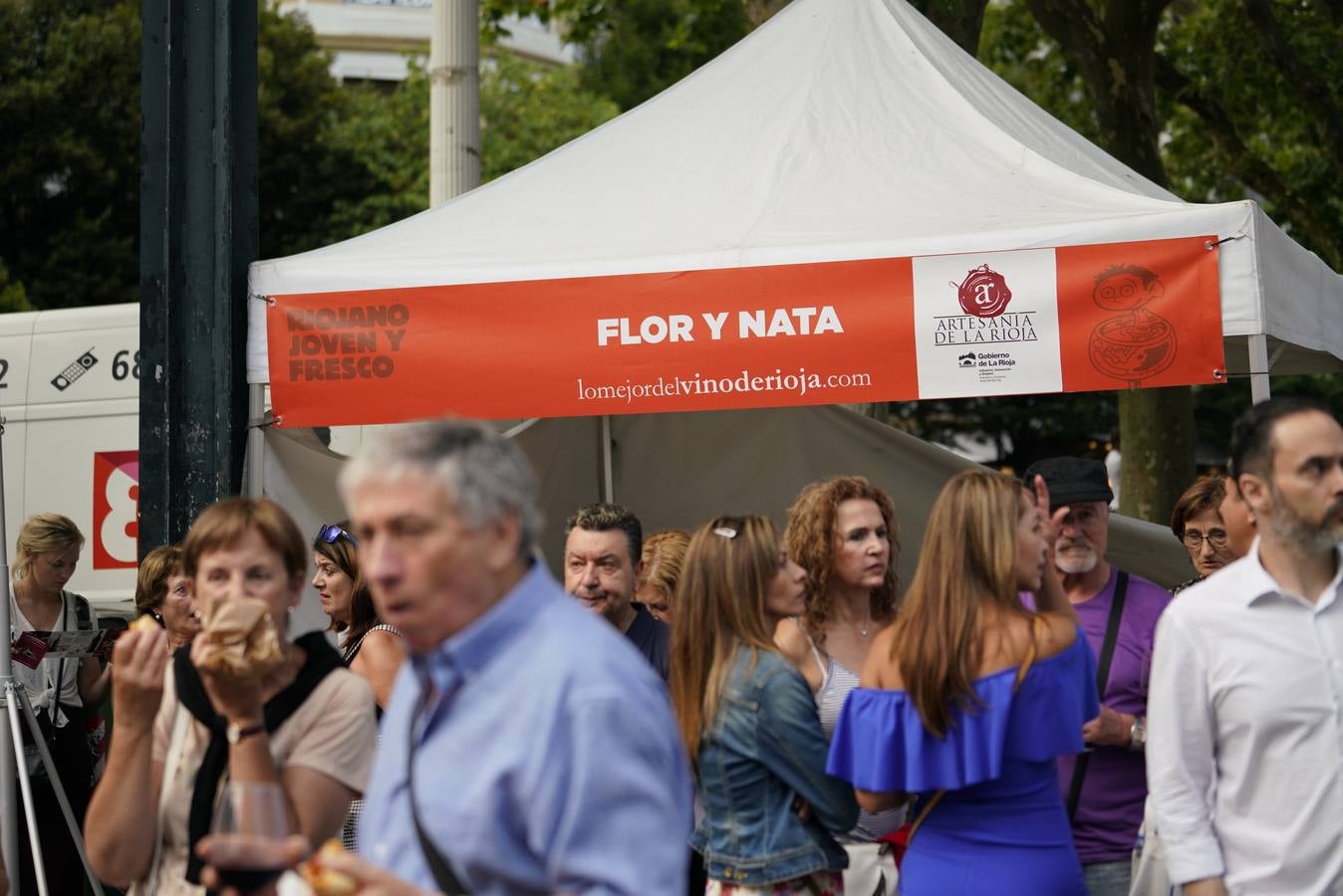 Las bodegas participantes pudieron mostrar sus vinos a los asistentes.