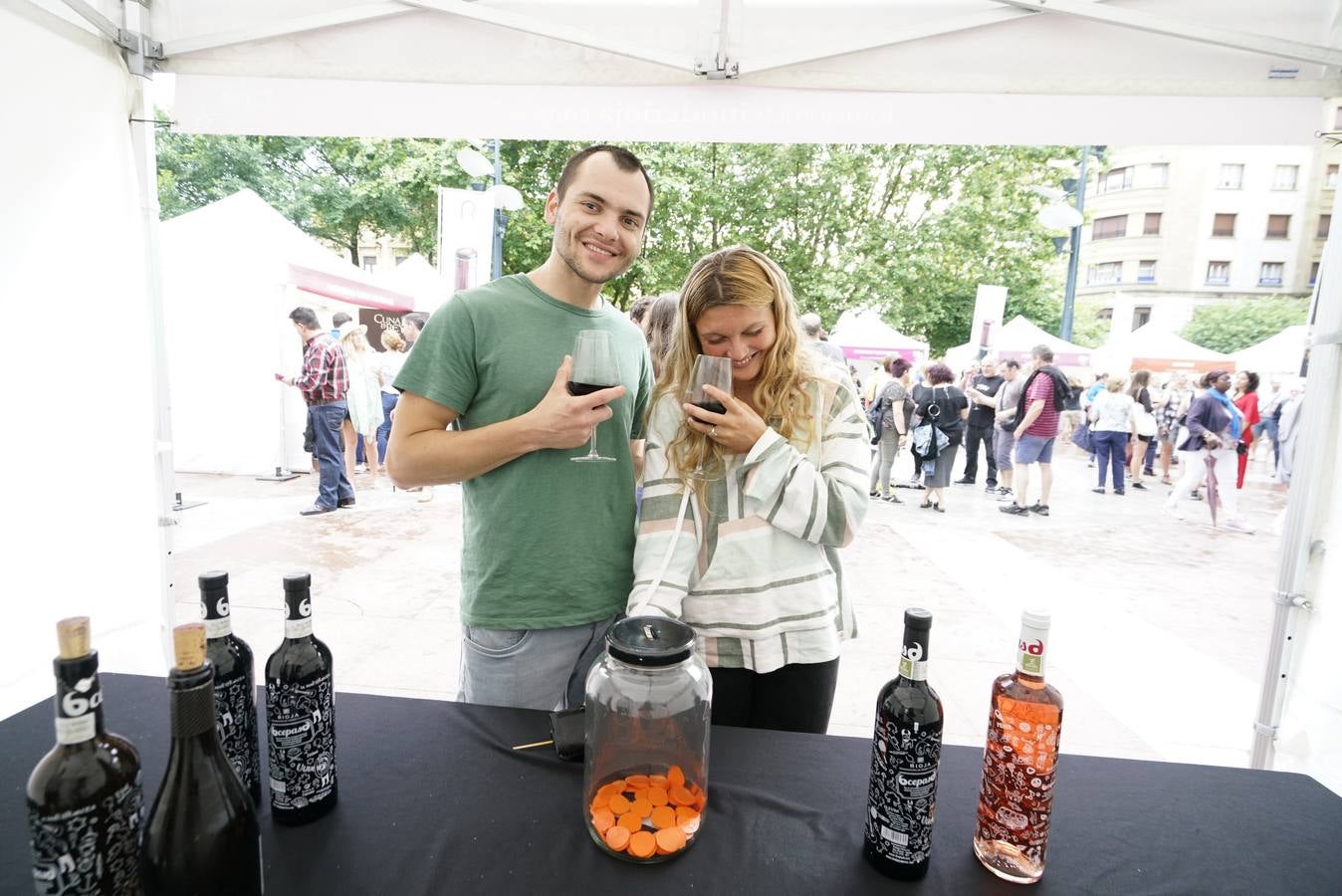 Centenares de personas probaron los vinos de Rioja en San Sebastián.