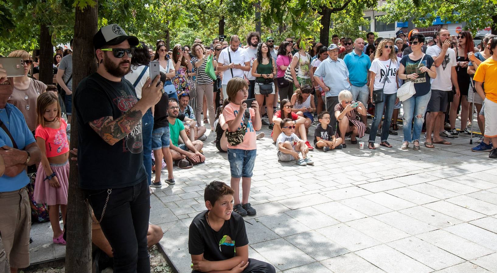 El festival ofrece una «micro píldora» de lo que será su programa, del 23 al 26 de agosto, con una fiesta matinal en la Gran Vía