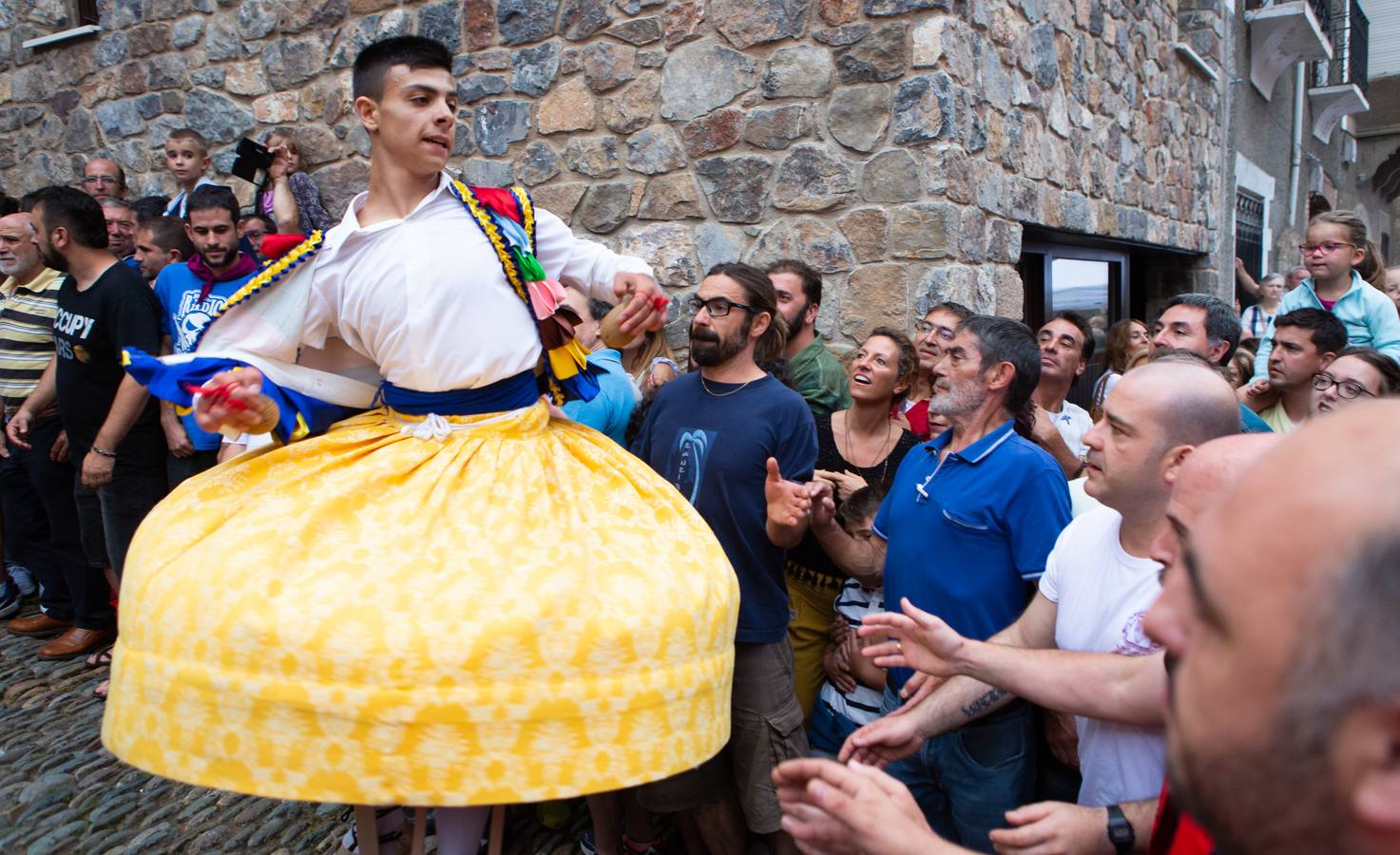 Fotos: Primera bajada de los danzadores de Anguiano 2018