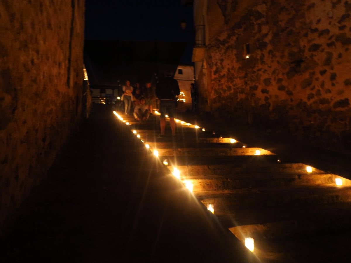Fotos: Noche de las velas en El Rasillo
