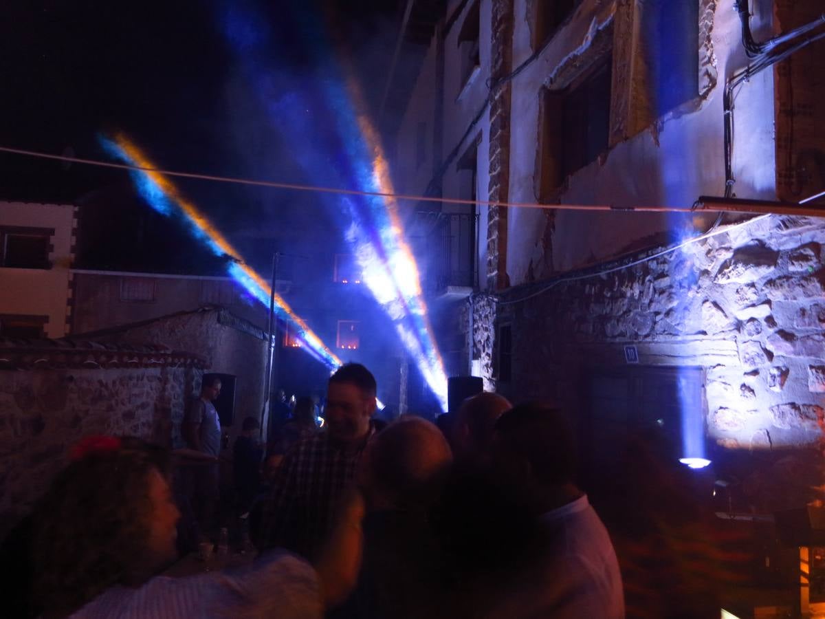 Fotos: Noche de las velas en El Rasillo