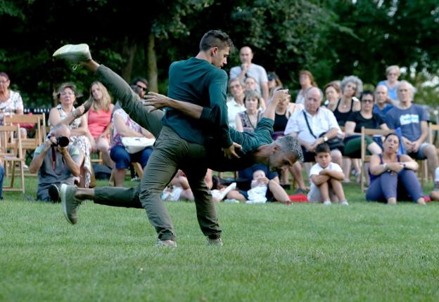Una brisa de danza junto al Ebro