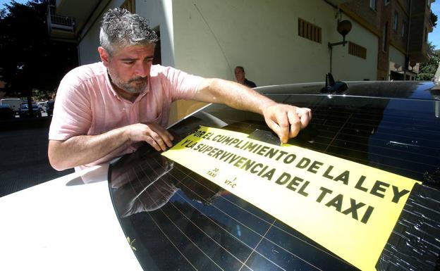 Podemos pide al Gobierno riojano que defienda los derechos de los taxistas