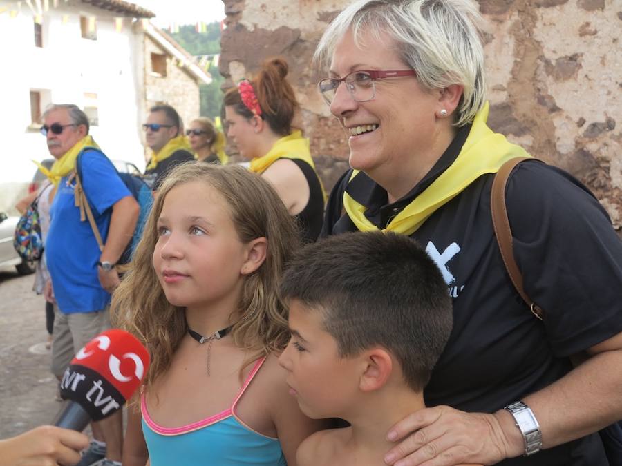 Acompañadas de pólvora y agua la localidad Serrana inició ayer sus fiestas 
