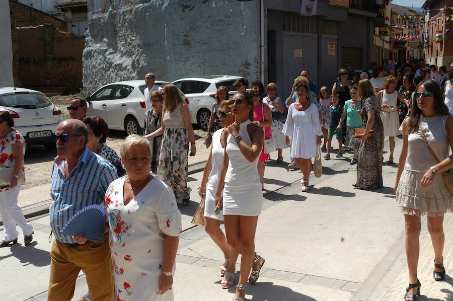 Los redaleños disfrutan de sus fiestas con danzas populares, música y procesiones 