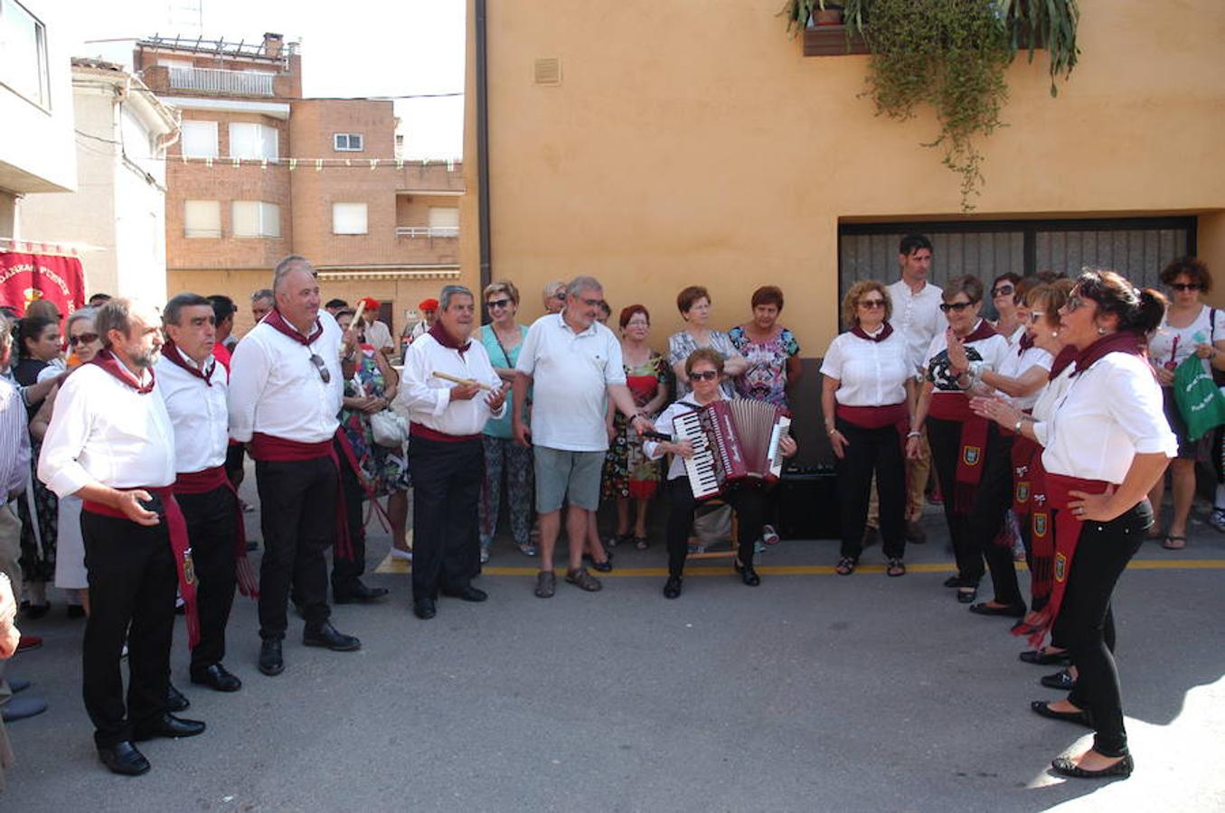 Imágenes correspondientes a la I Fiesta de la Jota que se ha celebrado en Alcanadre. 