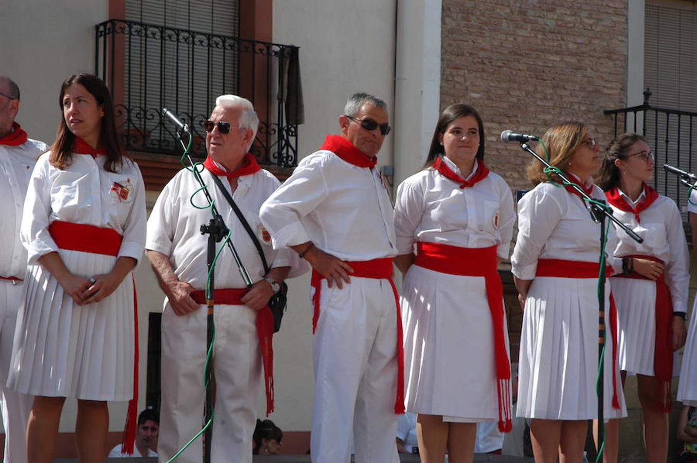 Imágenes correspondientes a la I Fiesta de la Jota que se ha celebrado en Alcanadre. 