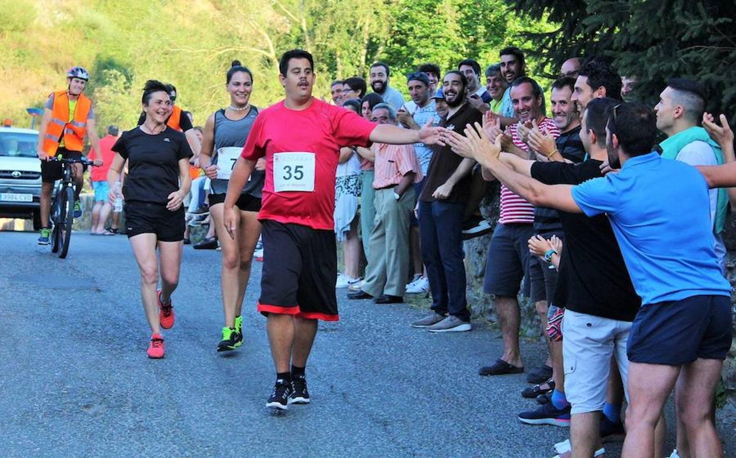 XVIII Carrera Puente a Puente 'Trofeo Violeta Villanueva' en la que se han impuesto Nacho Hernando y Susana Arrúa vuelven a ganar en Ezcaray.