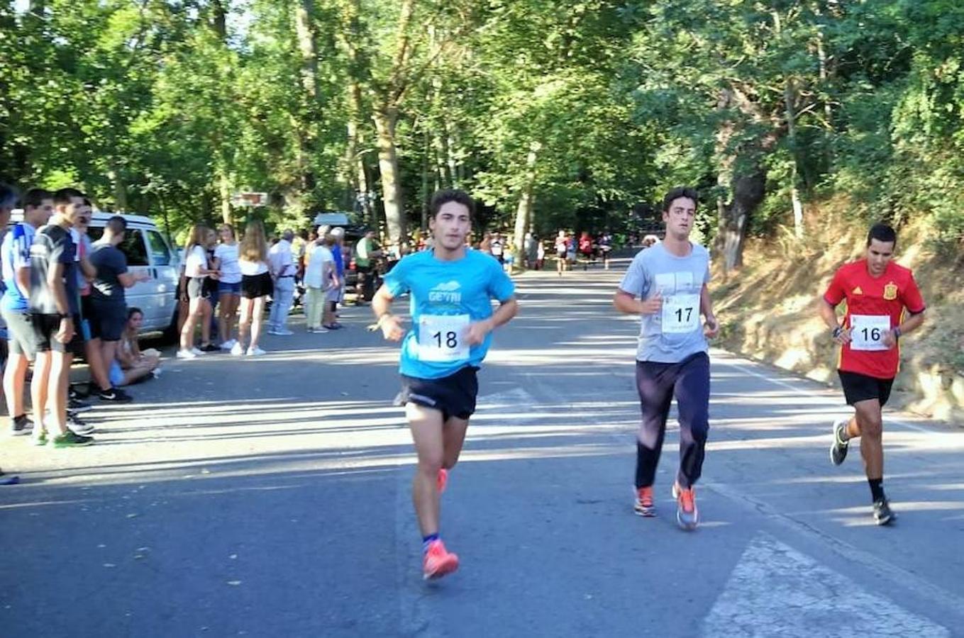 XVIII Carrera Puente a Puente 'Trofeo Violeta Villanueva' en la que se han impuesto Nacho Hernando y Susana Arrúa vuelven a ganar en Ezcaray.