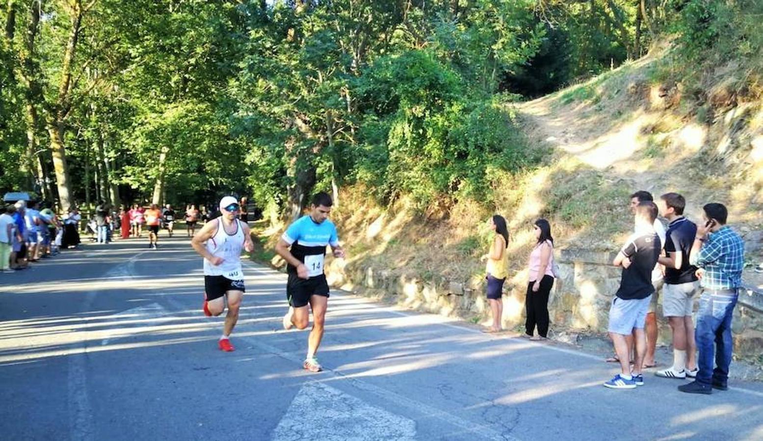 XVIII Carrera Puente a Puente 'Trofeo Violeta Villanueva' en la que se han impuesto Nacho Hernando y Susana Arrúa vuelven a ganar en Ezcaray.