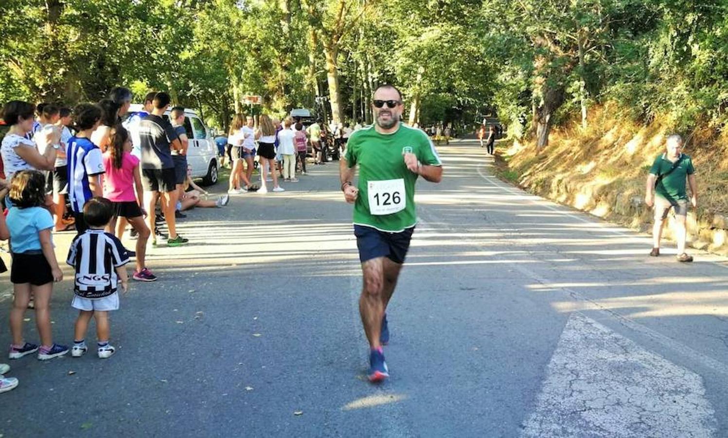 XVIII Carrera Puente a Puente 'Trofeo Violeta Villanueva' en la que se han impuesto Nacho Hernando y Susana Arrúa vuelven a ganar en Ezcaray.