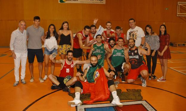 Torrelevega ganó las 24 horas de baloncesto de Calahorra. :: s.s.j.