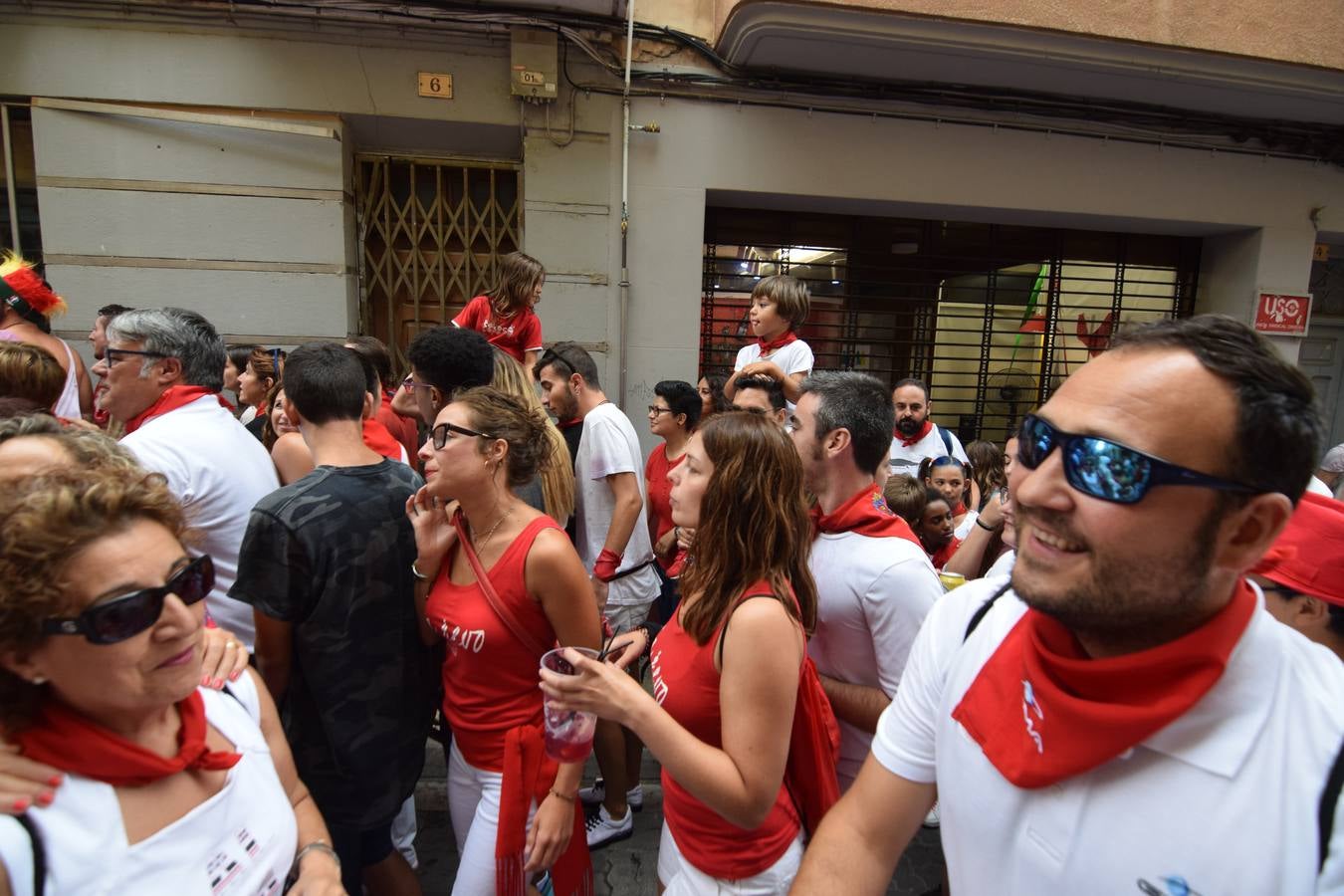 Ambient en las calles de la ciudad tras el disparo del cohete