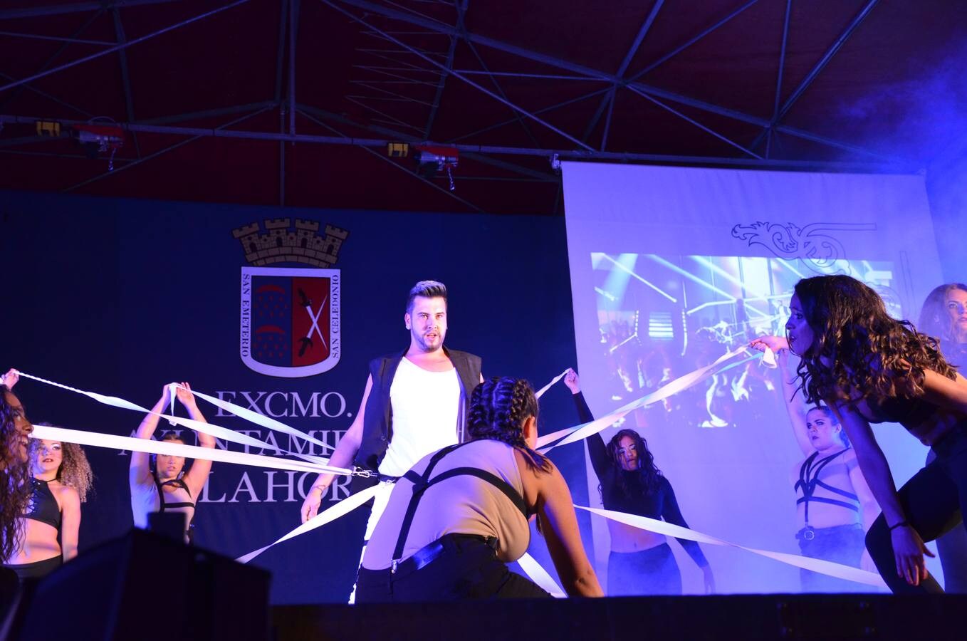 Concurso de Playback de la peña Riojana, celebrado anoche en la plaza del Raso de Calahorra