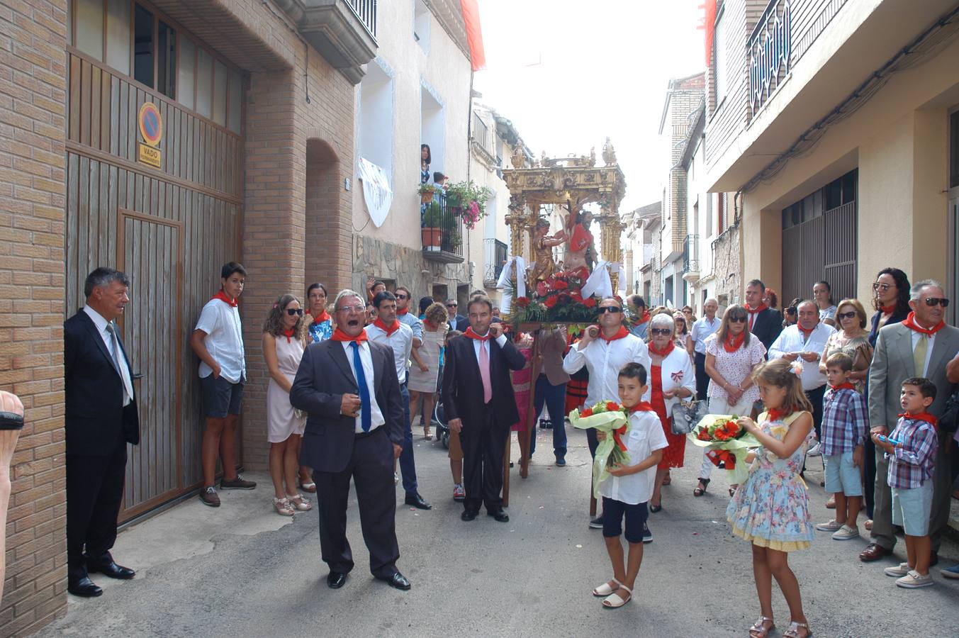 Fotos: Misa y procesión en Aldeanueva de Ebro