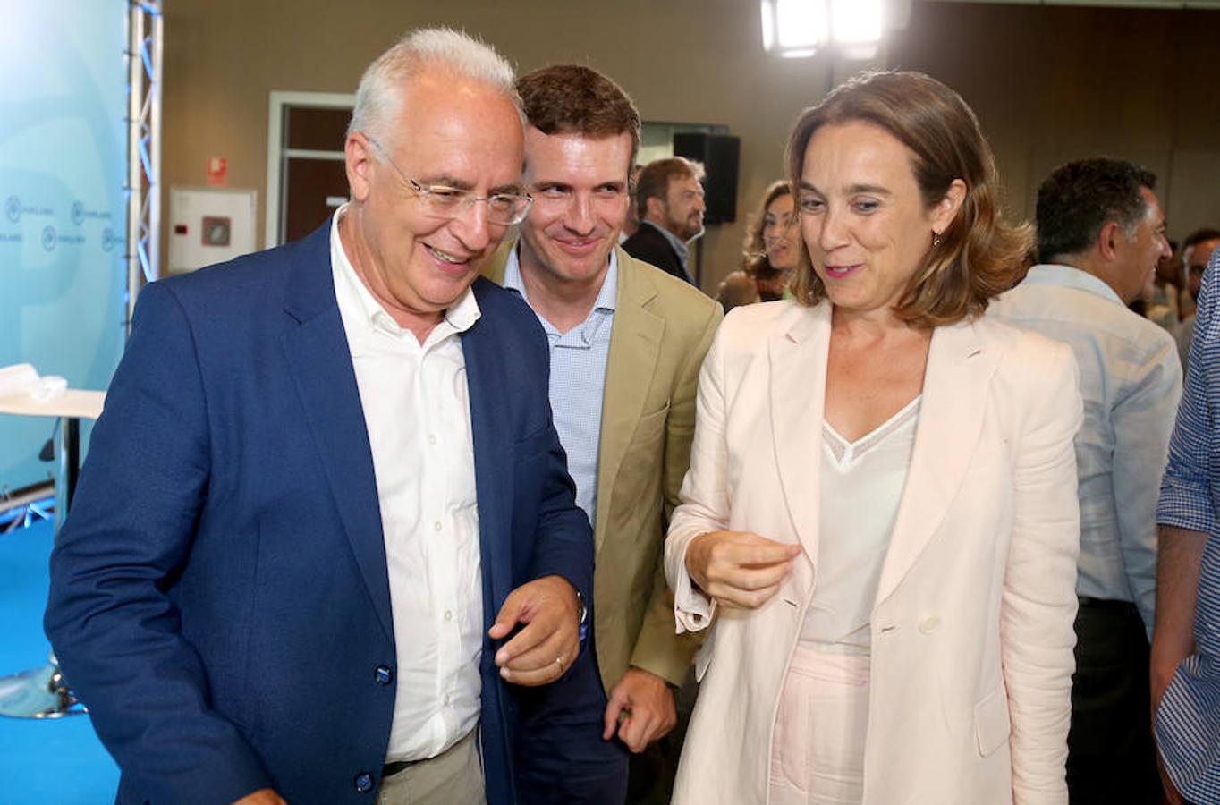 El presidente del Partido Popular Pablo Casado ha visitado hoy La Rioja y se ha interesado por los temas candentes de la región.